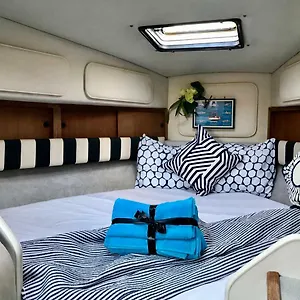 Yacht Experience Boatsbreakfast Barcelona , Sant Adria de Besos Spanien