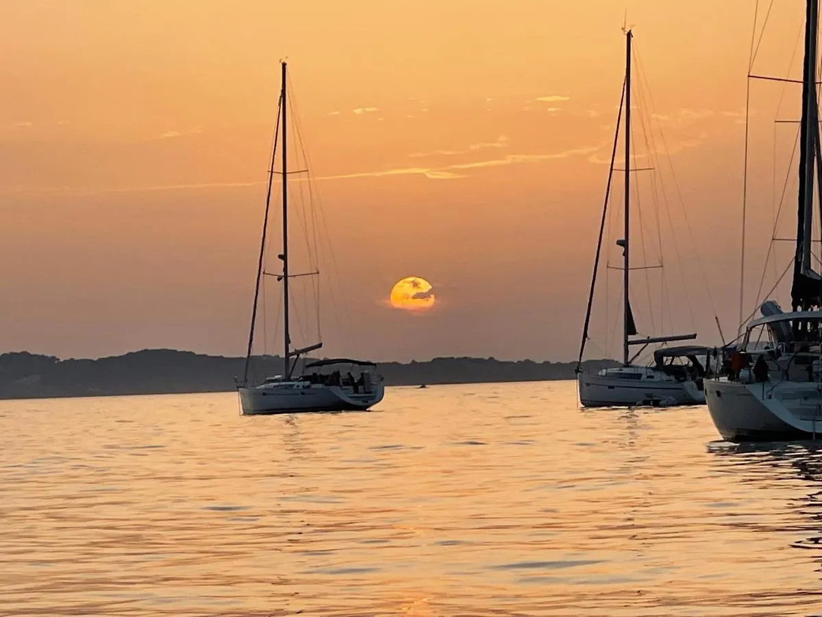 Apartment Residence San Paolisa Hyeres France