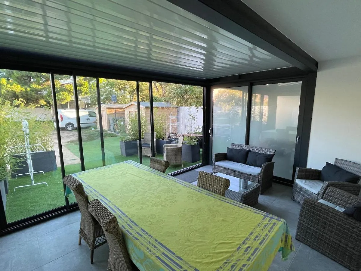 Residence San Paolisa Hyeres 0*,  France